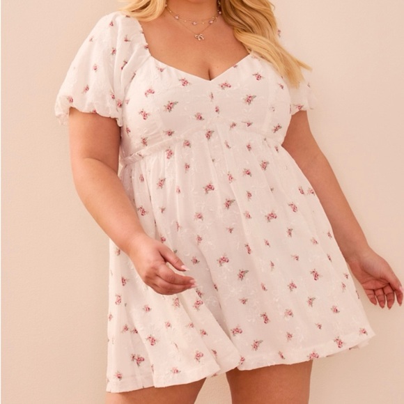 NEW Arula Floral Mini Dress Plus Size 1X Available NWT - Picture 1 of 10